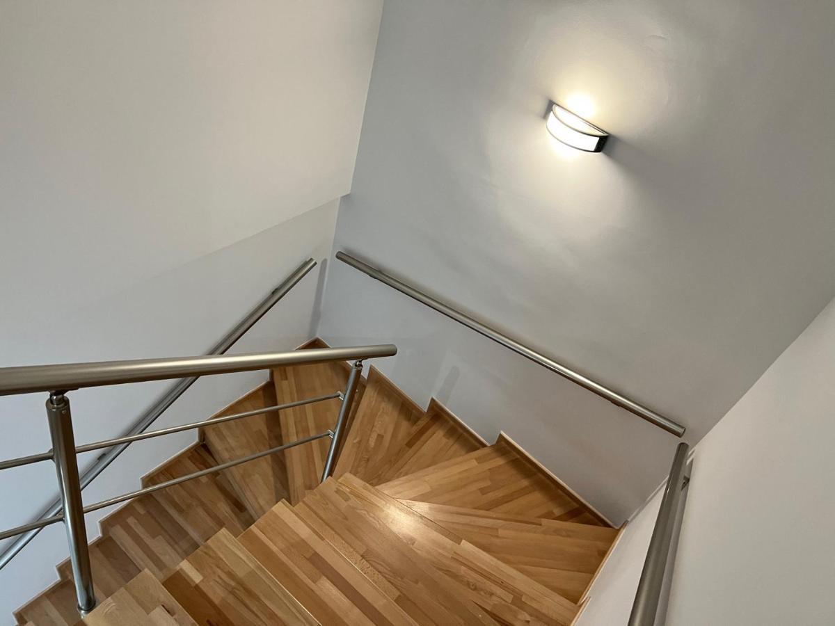 Kontis' Deluxe Furnished Apartment Lutráki Kültér fotó