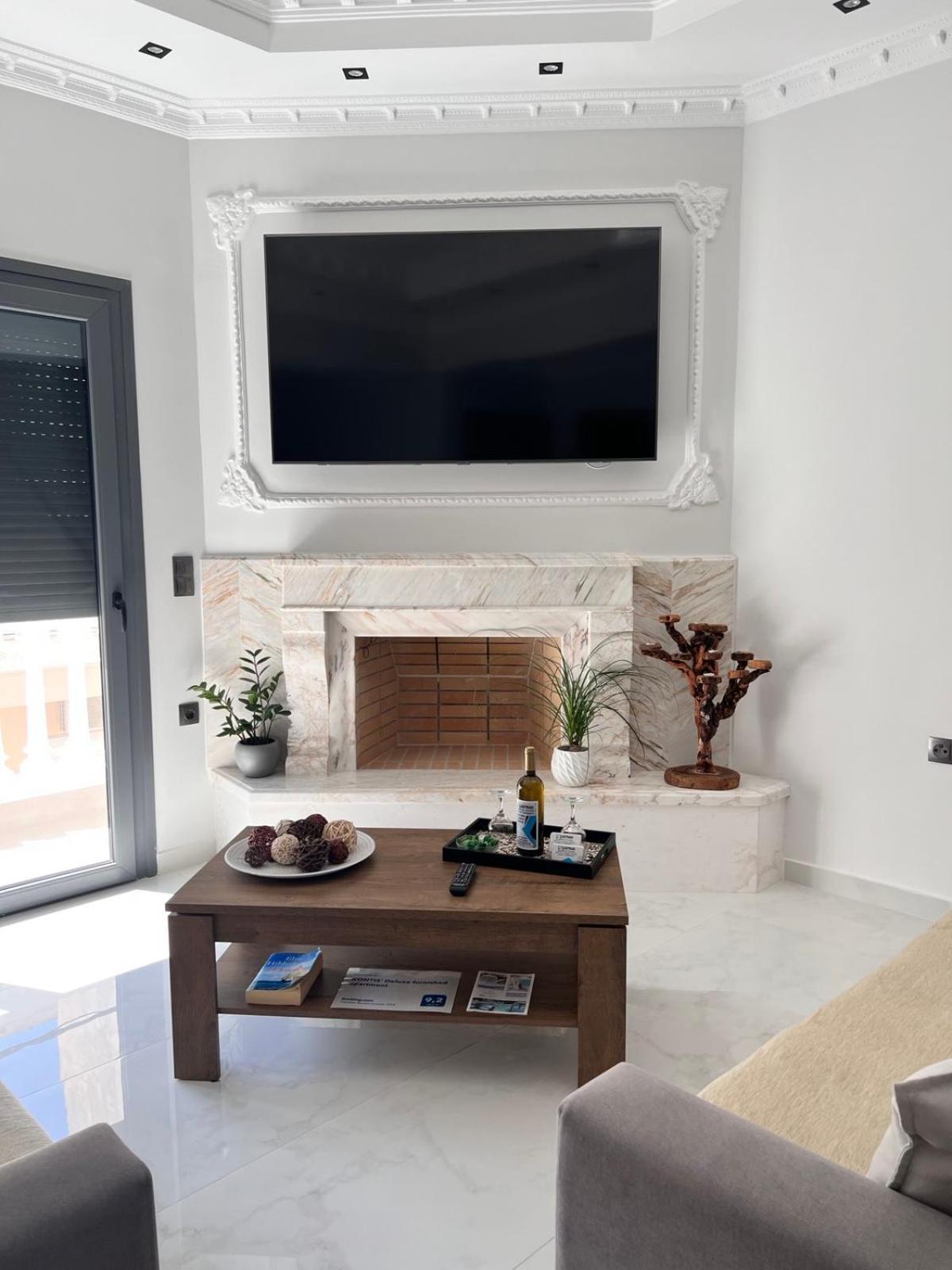Kontis' Deluxe Furnished Apartment Lutráki Kültér fotó